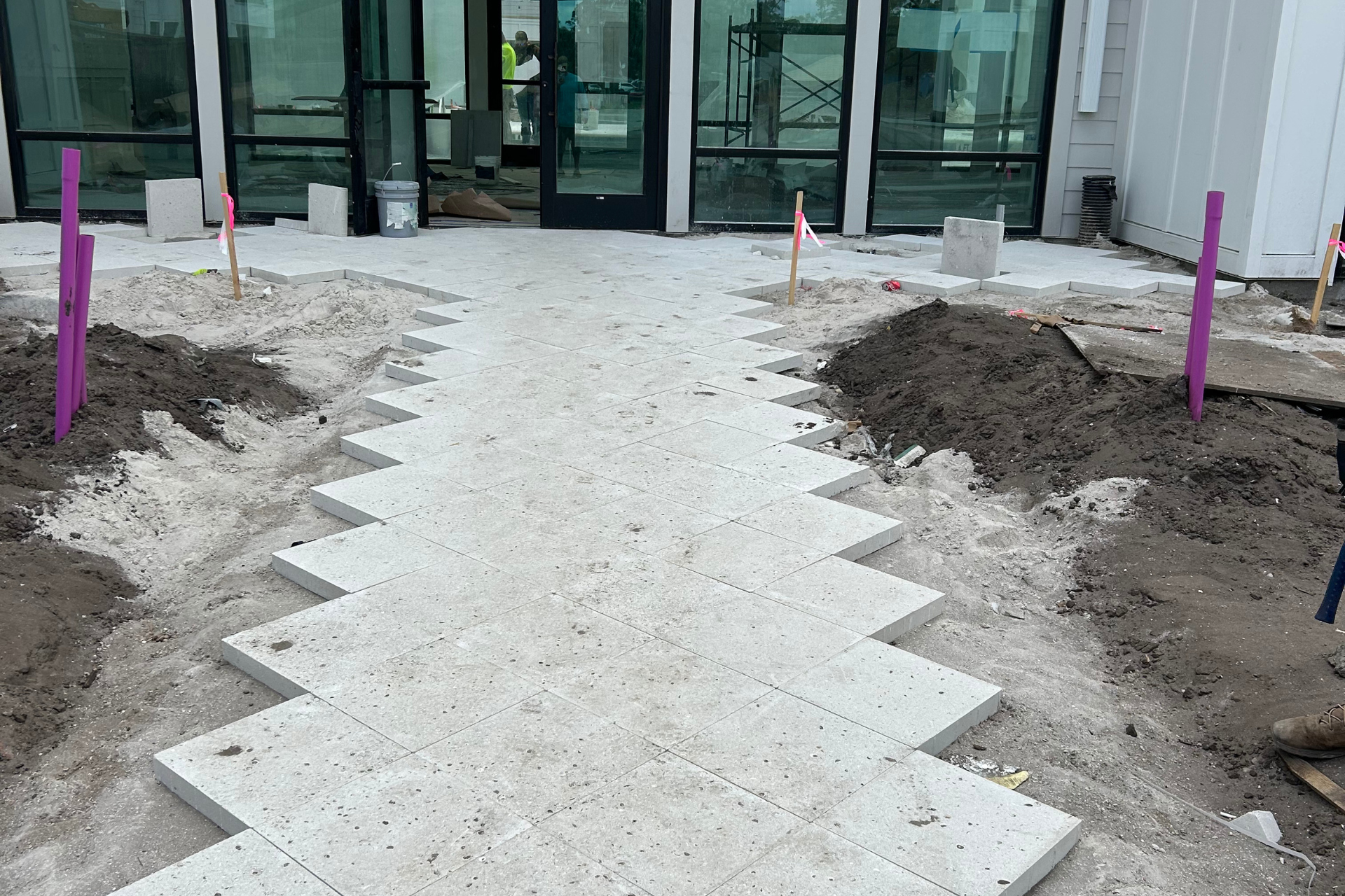 10,000 sq commercial paver installation