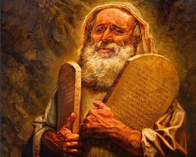 Moses with the 10 Commandments