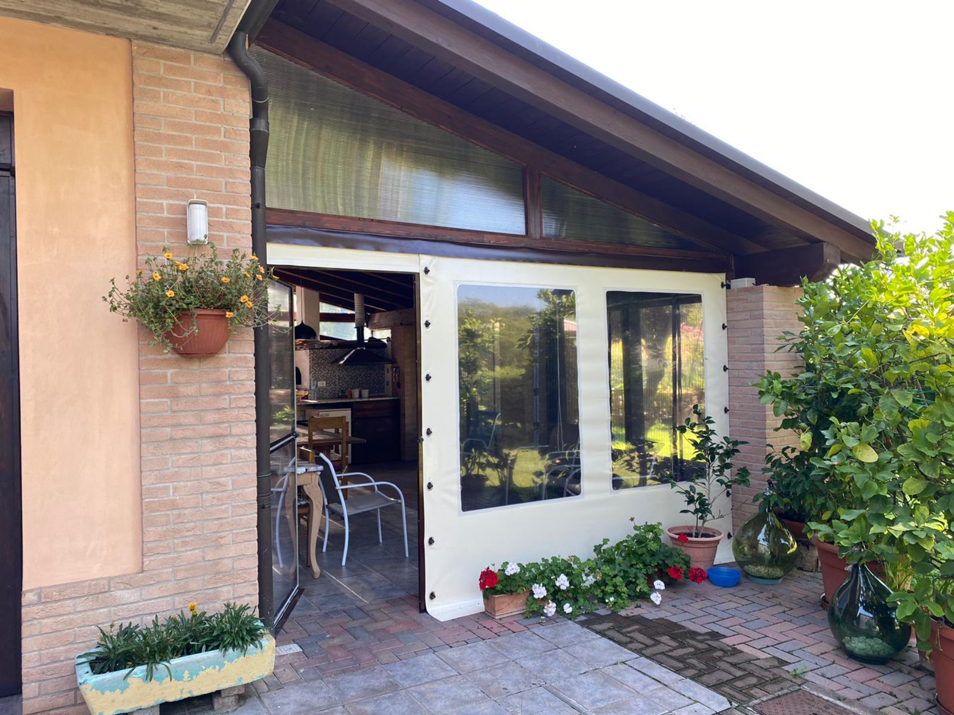 chiusure laterali in pvc per dehor di ristorante