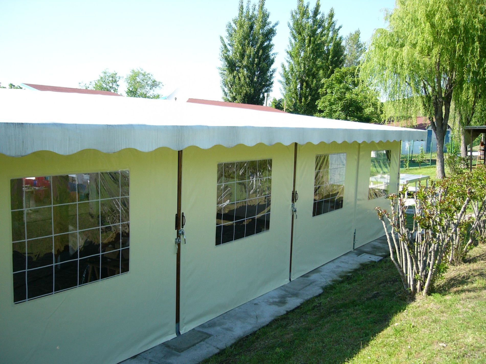 chiusure laterali in pvc per tensostruttura