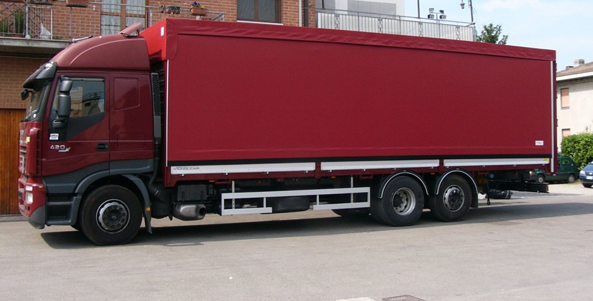 telone in pvc rosso per camion
