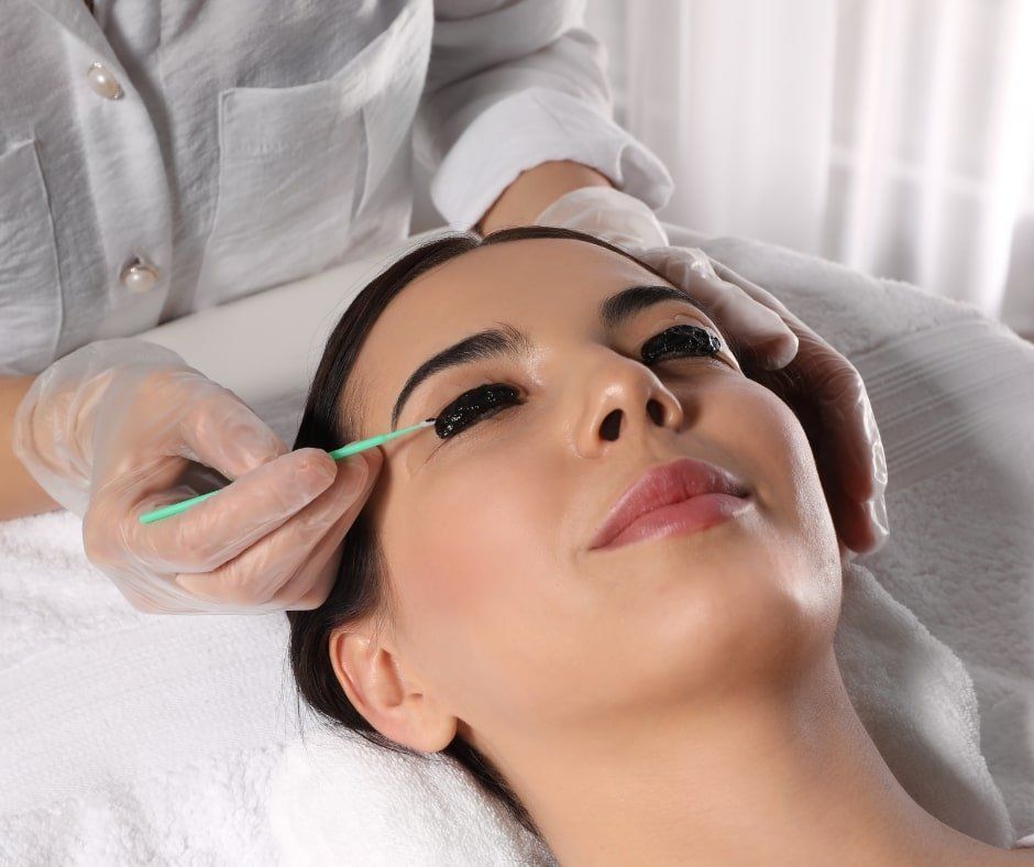 Eyelash Tinting Vs. Mascara. What You Should Know