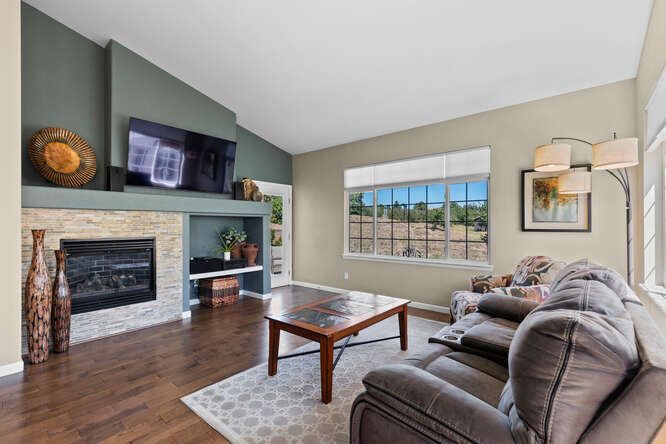 1458 Pineridge Lane, Castle Pines, CO 80108