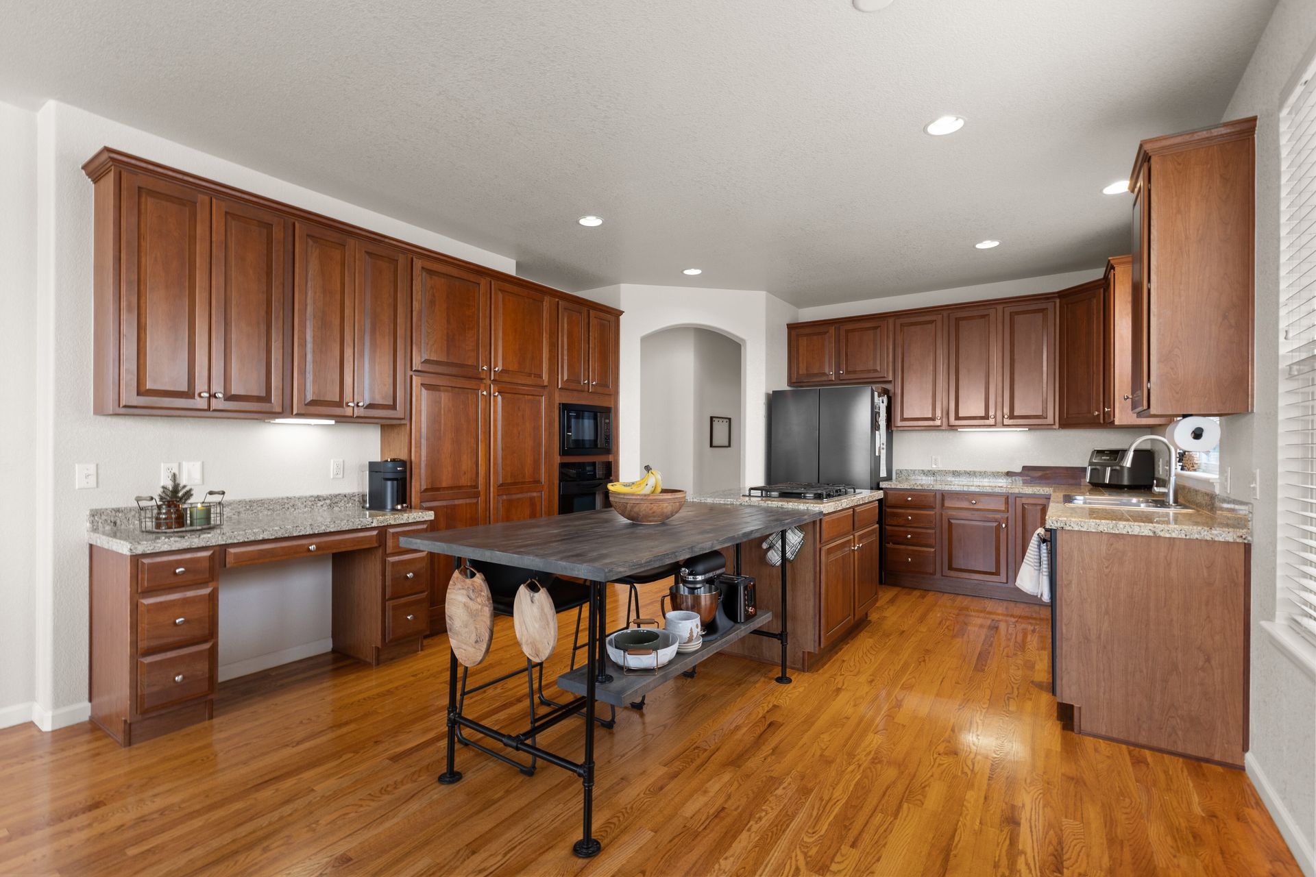 868 Bramblewood Drive, Castle Pines, CO 80108