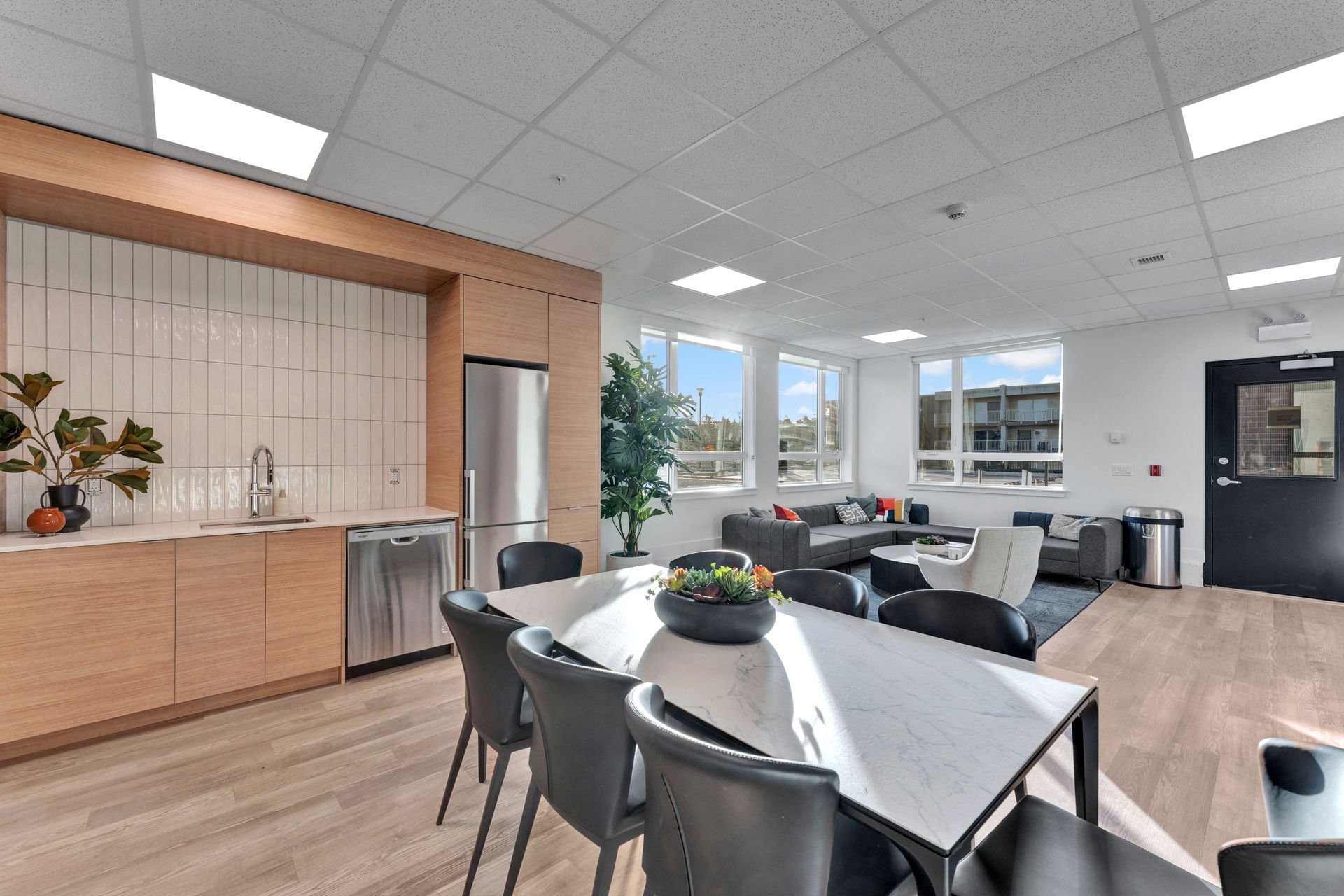 Now Renting Saanich Apartments | Virtual Tours & Photos | Bella Vista