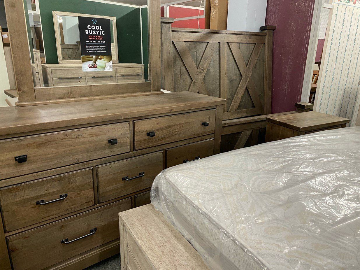 Bedroom Drawers — Rocky Mount, NC — Viverette Furniture Inc