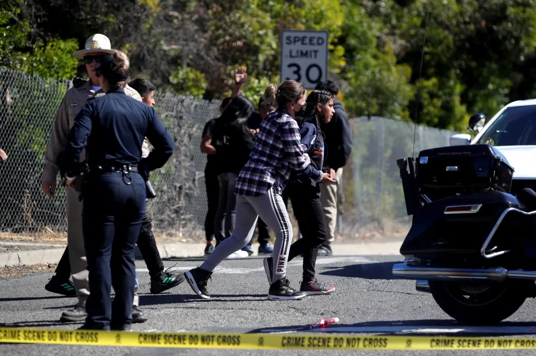 Oakland school shooting: Six people injured, shooter at large