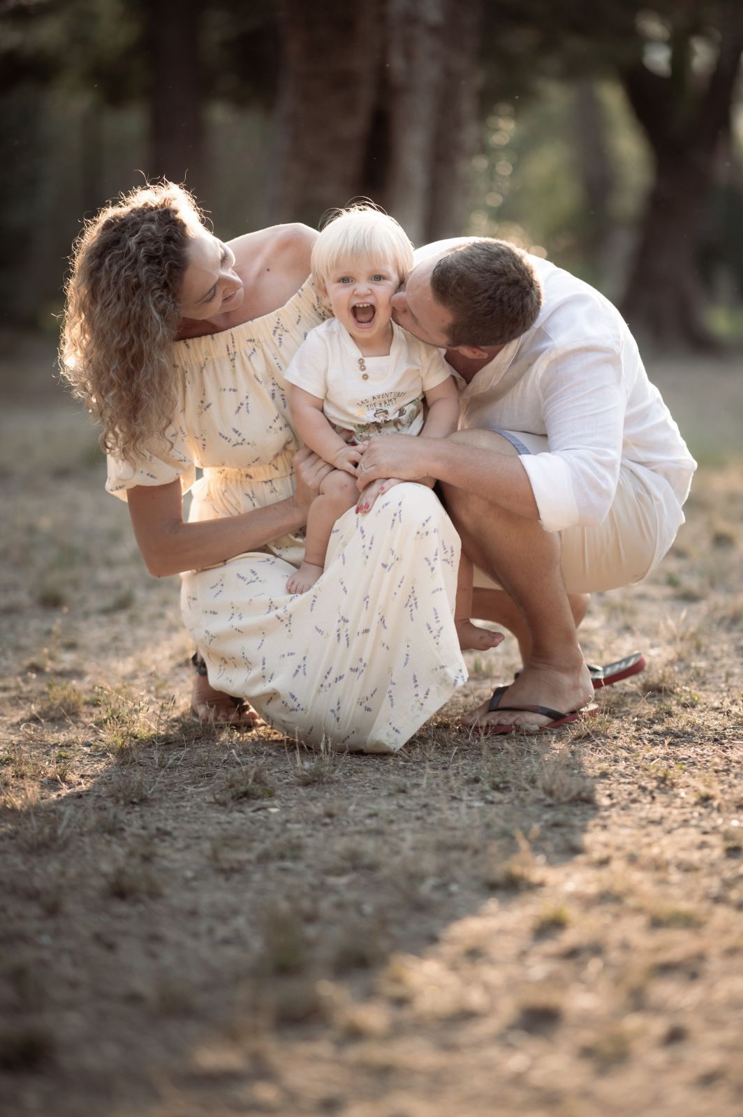 young family photoshoot in Nice