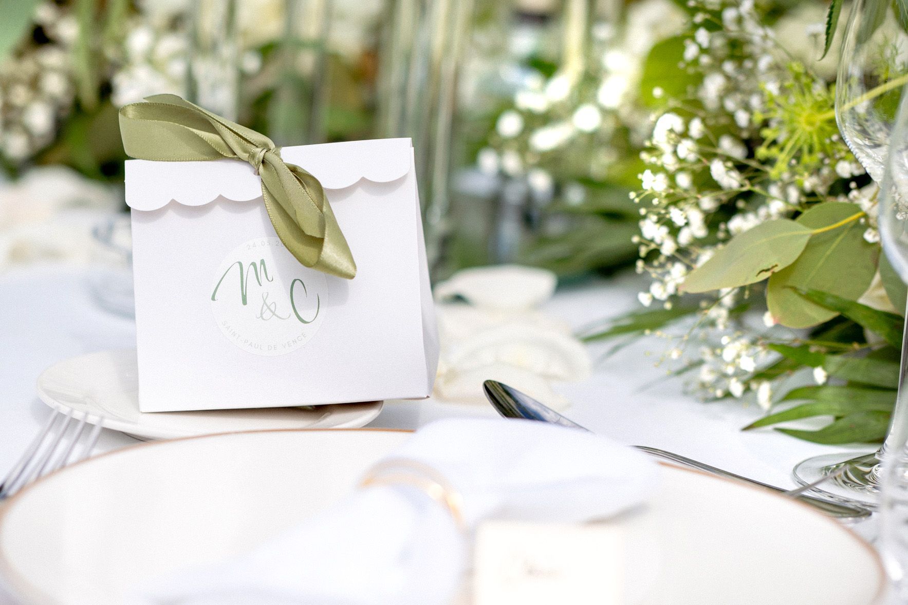 Détails de la décoration du Mas Baïeta, lieu de mariage près de Saint-Paul-de-Vence