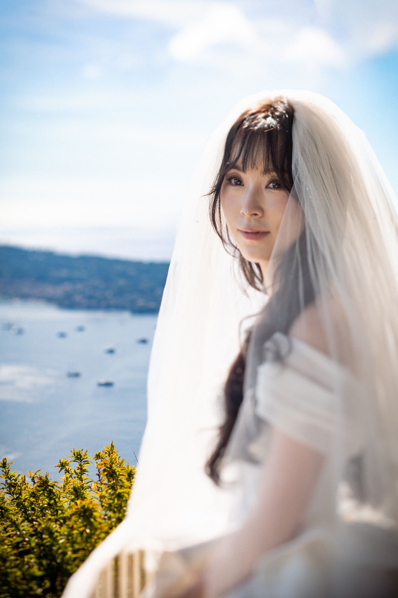 A bridal portrait with a Lensbaby Edge 80 tilt lens