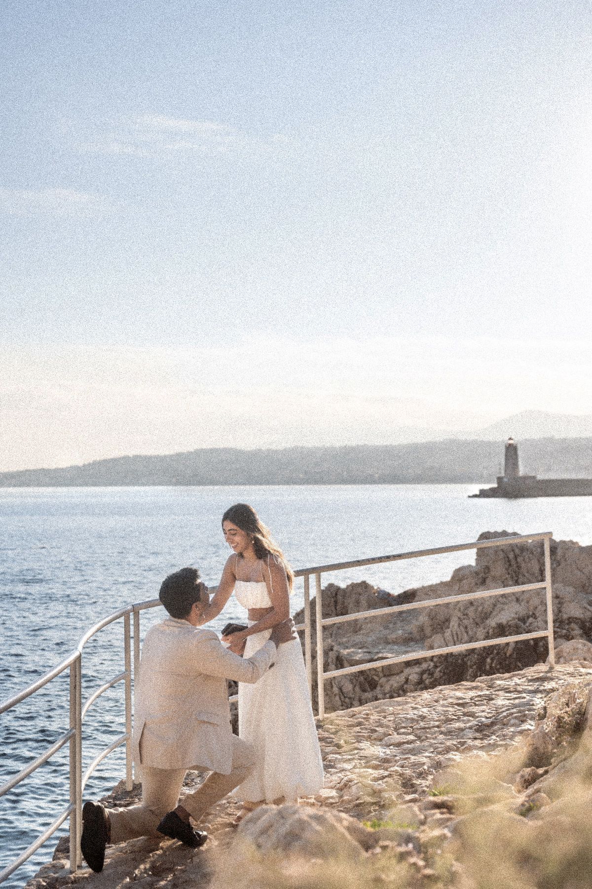 A sunset proposal in Nice on Coco Beach