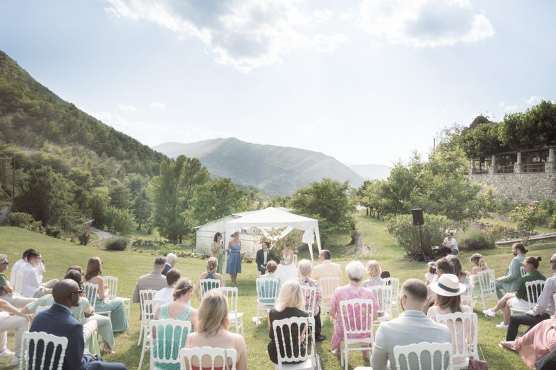 An outdoor wedding ceremony at Domaine de Glandeve, Entrevaux