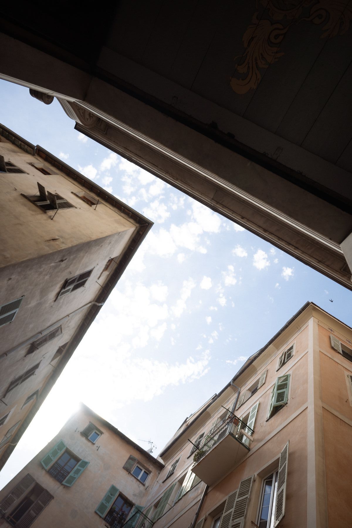 Les rues étroites de la vieille ville de Nice