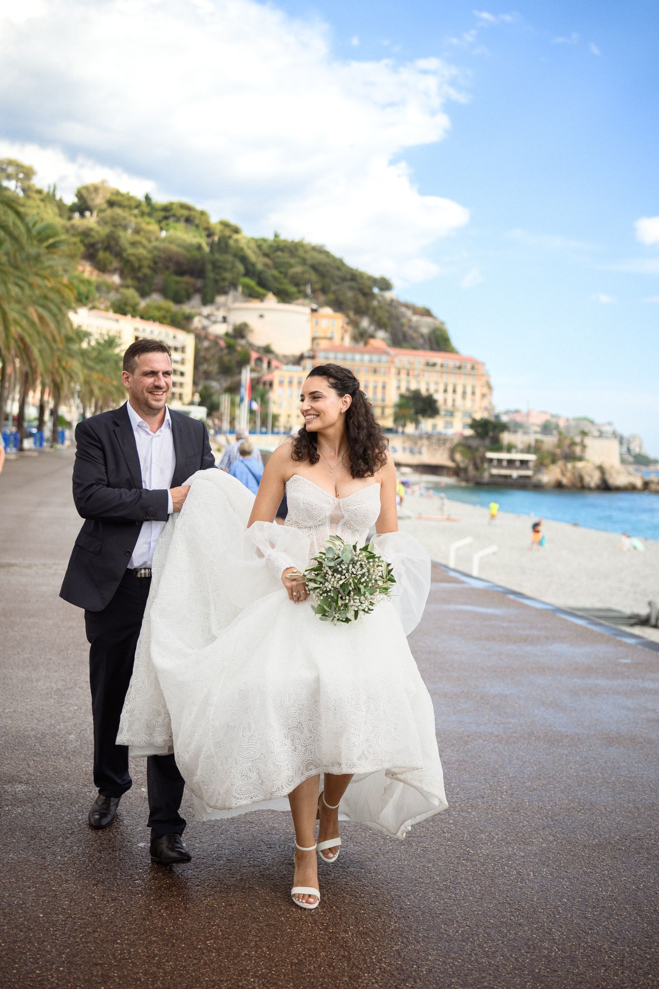 seance photo de mariage sur la Promenade des Anglais, Nice