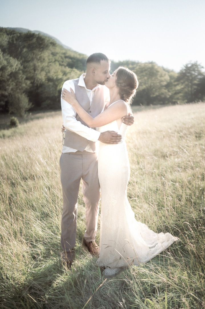 Le Foulon sunset couple photoshoot