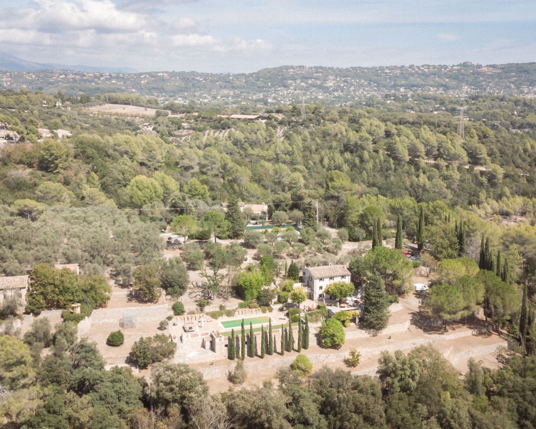 Aerial photo of wedding venue Domaine de Tabourg in Grasse, South of France