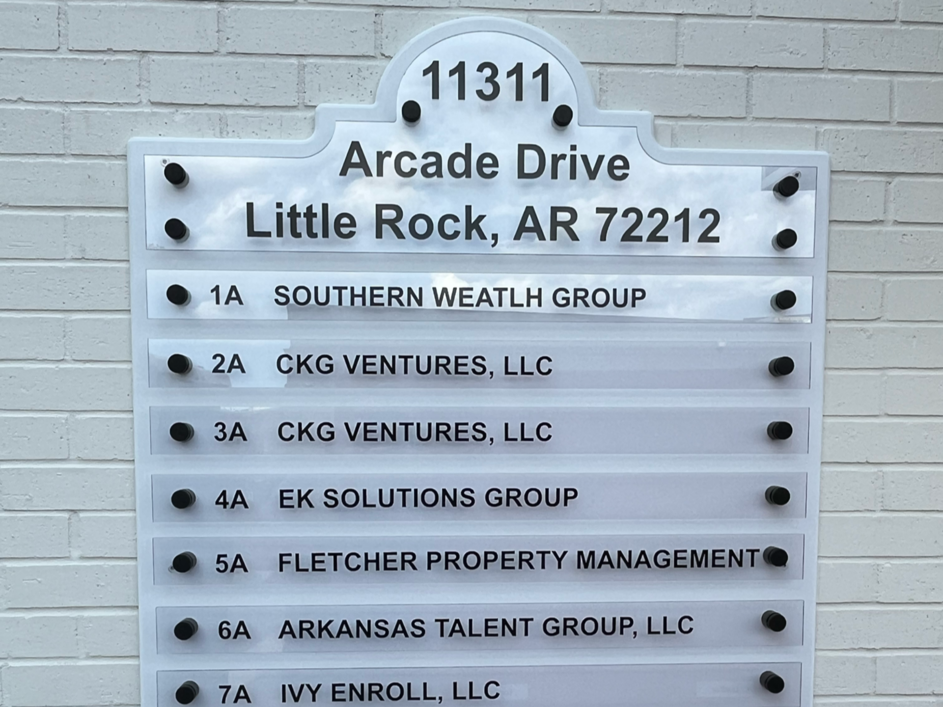 Office building directory | custom office signs little rock ar