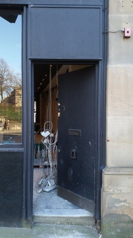 Expert floor and wall tiling