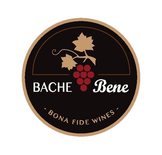 Bache Bene -viinin logo, pyöreä, ruskeareunainen. Sisältää rypäletertun ja -lehtiä sekä sanat