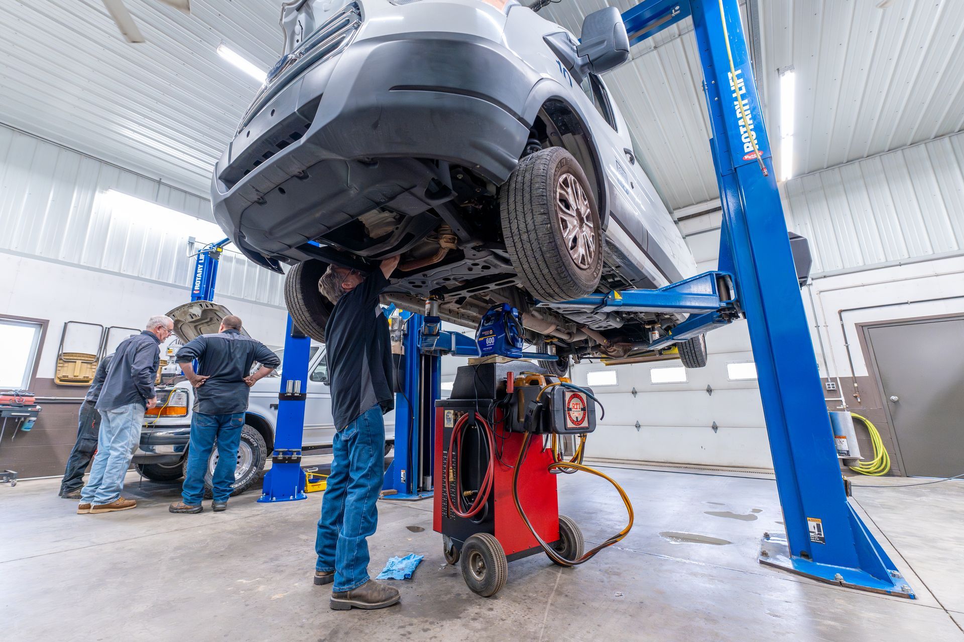 Gallery Image | Taylor’s Garage