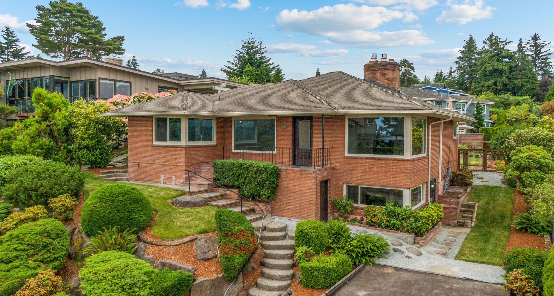 5639 SW Orleans St, Seattle exterior