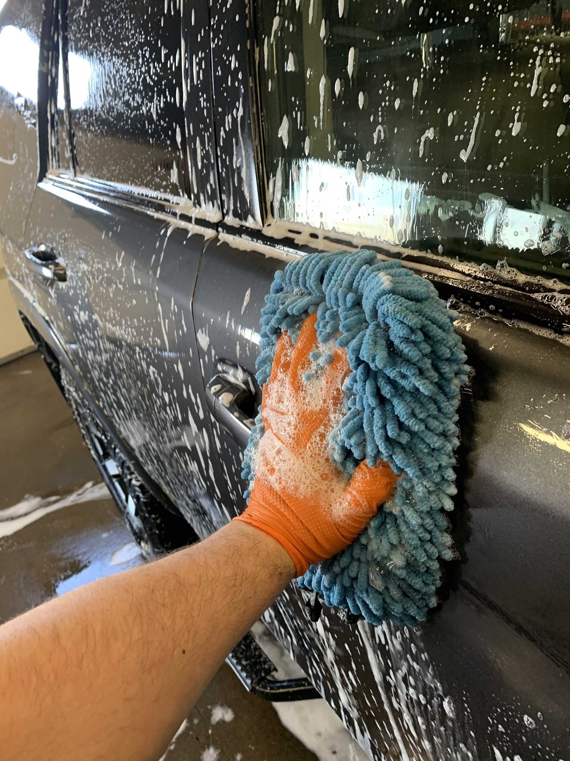 exterior detail hand wash on car