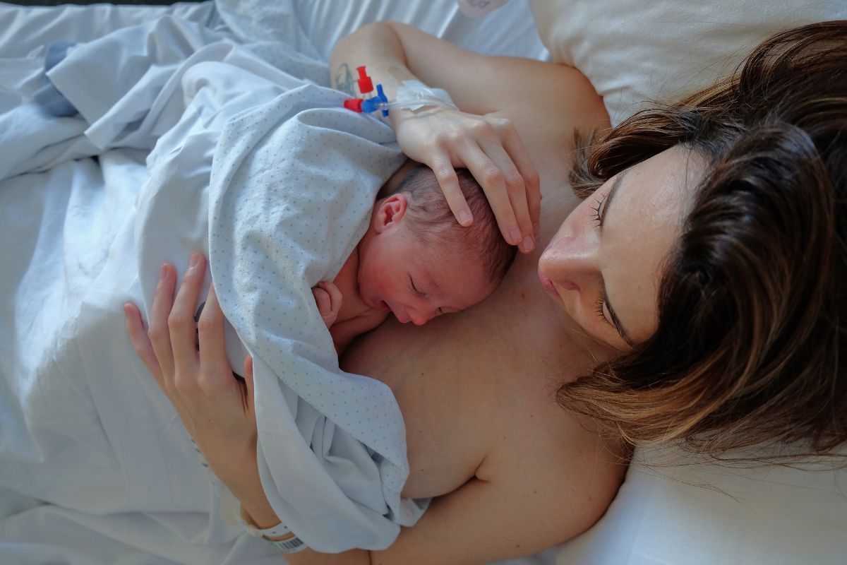 Cicatriz do parto normal: cuidados e como recuperar a funcionalidade