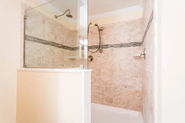house shower picture