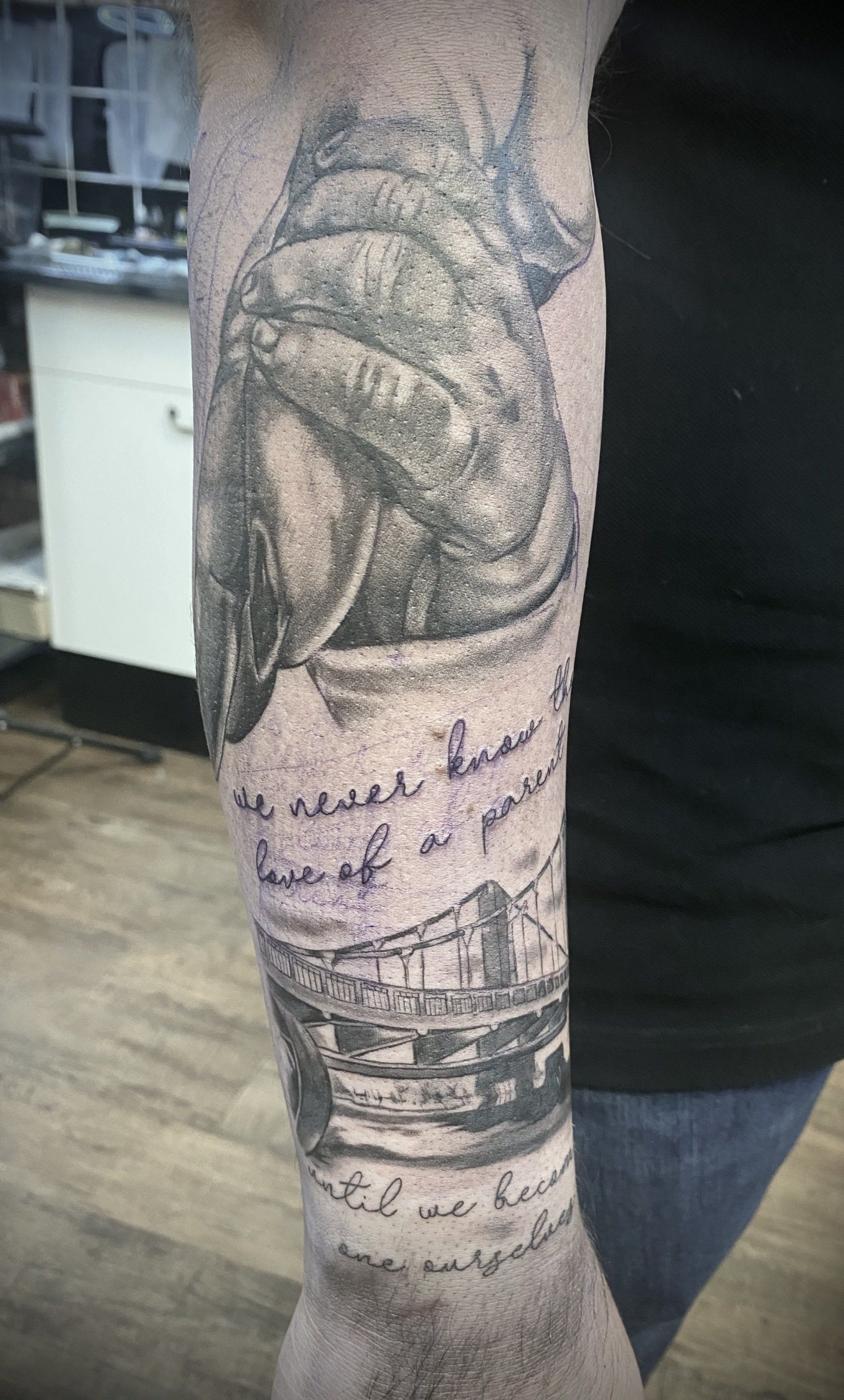 Realism black and grey