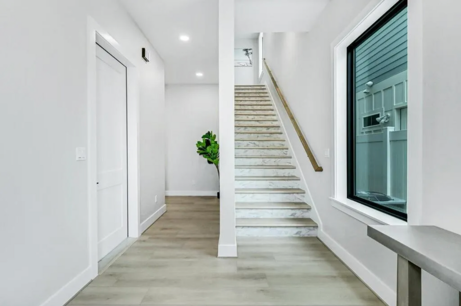 Living Spaces in custom Port Aransas home by Innovo Residential