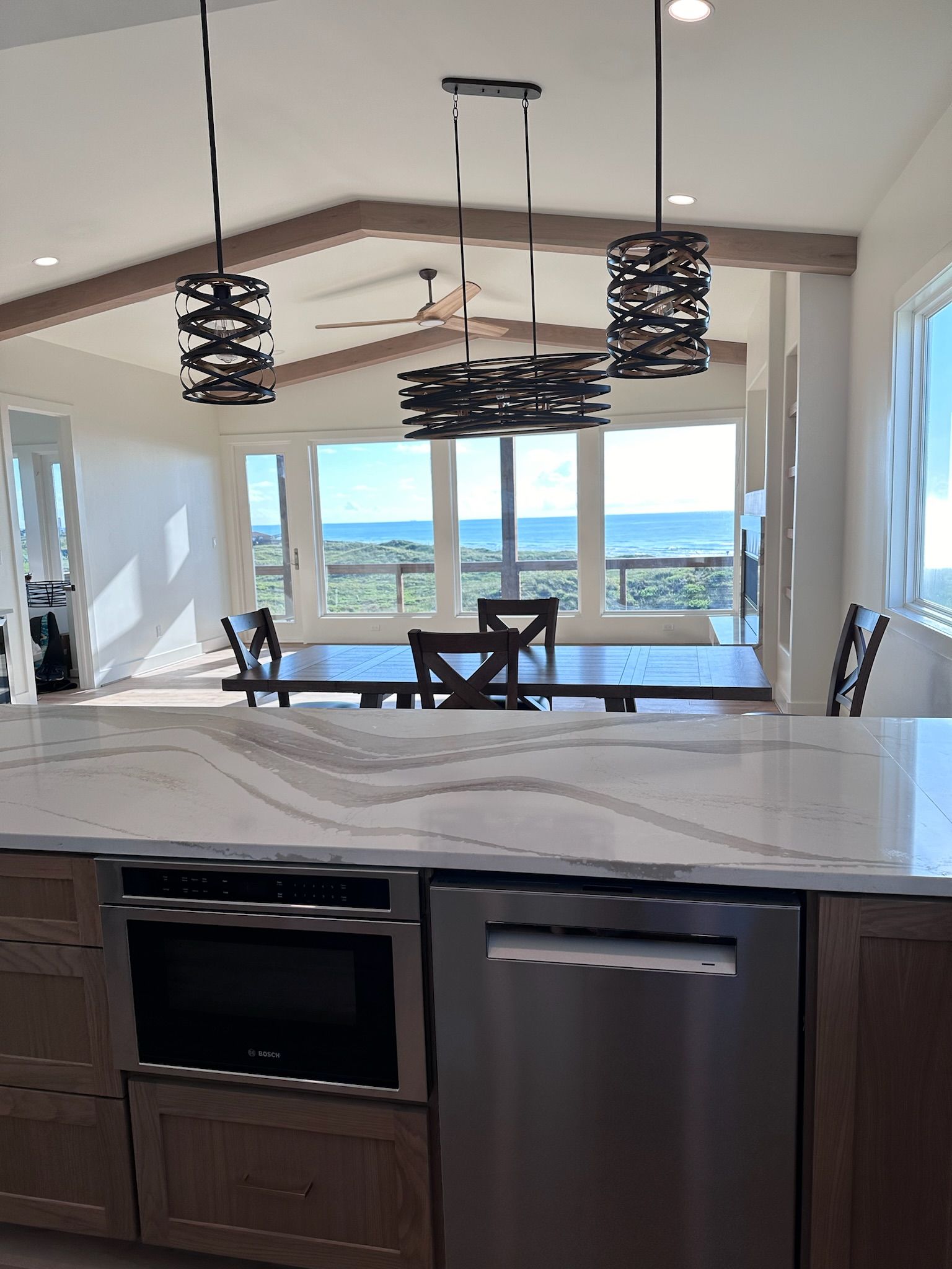 Port Aransas custom home contractor Innovo