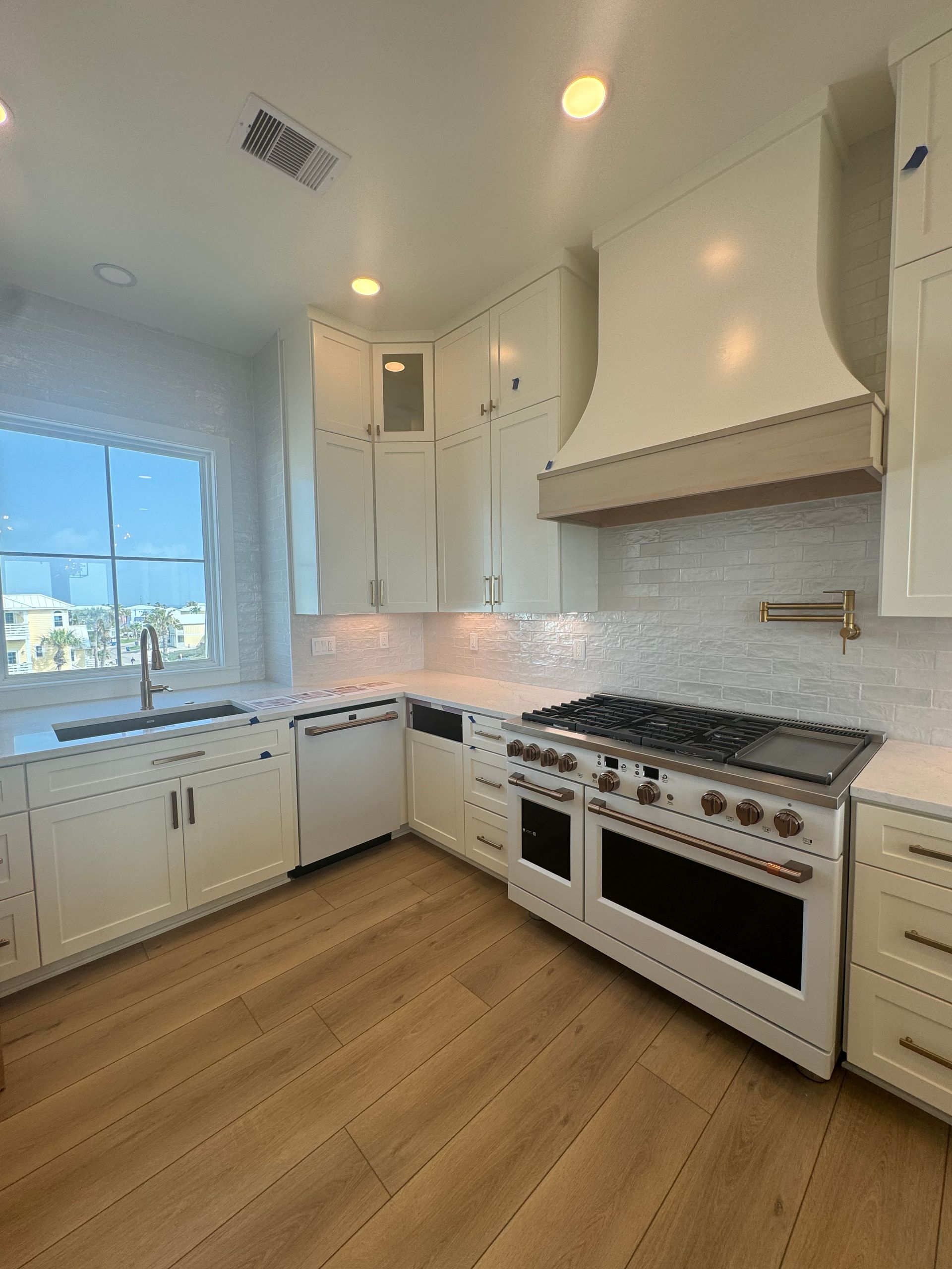 Port Aransas custom home contractor Innovo