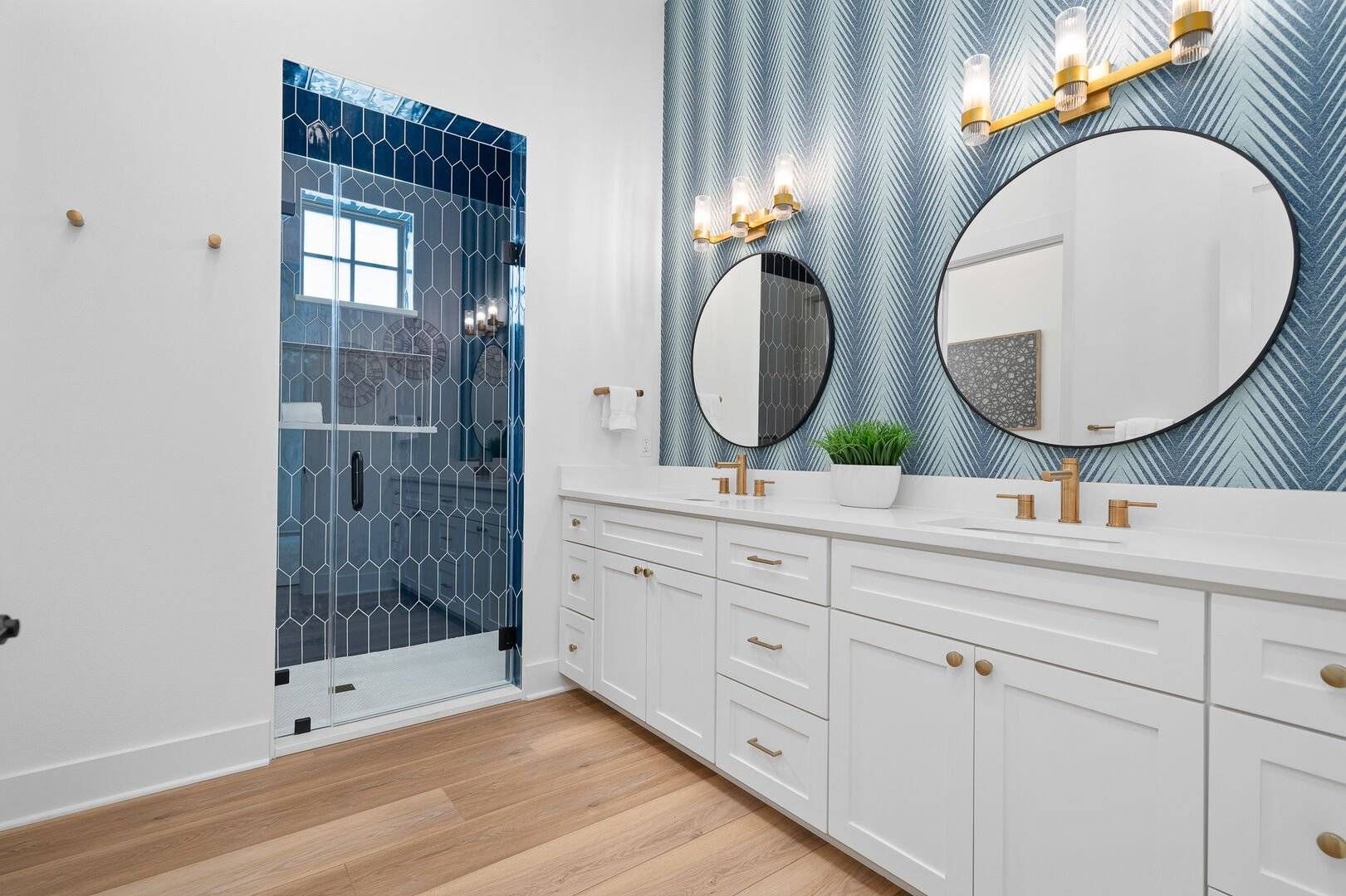 Corpus Christi walk-in shower remodel and new home builder