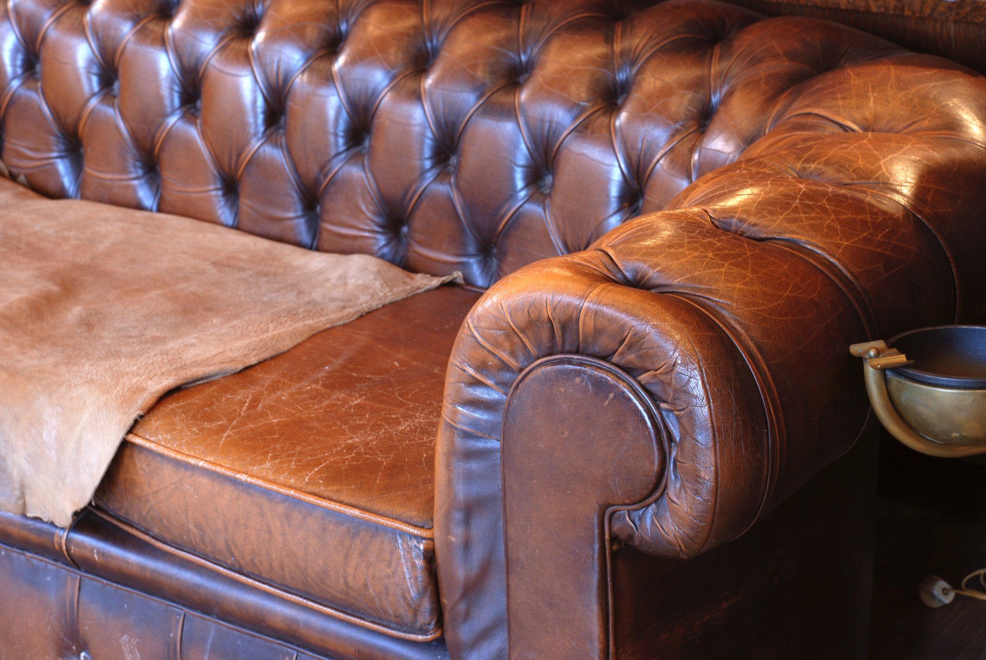 leather sofa repair