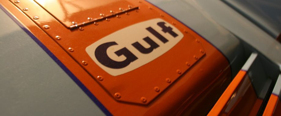 A close up of a gulf logo on car