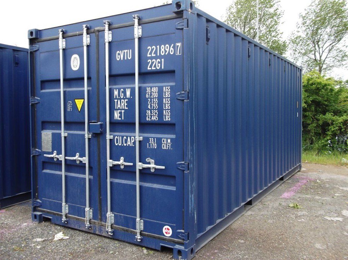 Купить контейнер 20 футов в новосибирске. Морской контейнер Dry Cube. Морской контейнер 20 футов. 40 Ft контейнер HC. Контейнер 20 фут.