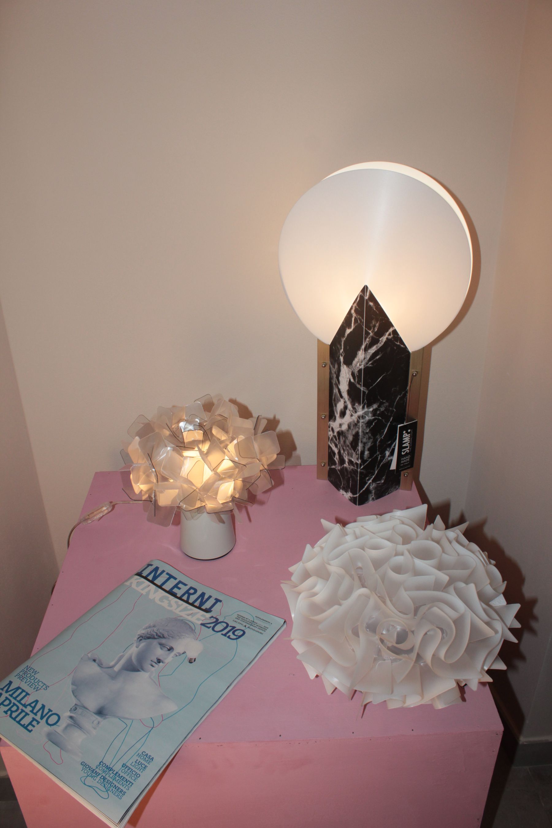 Lampade in marmo e metallo