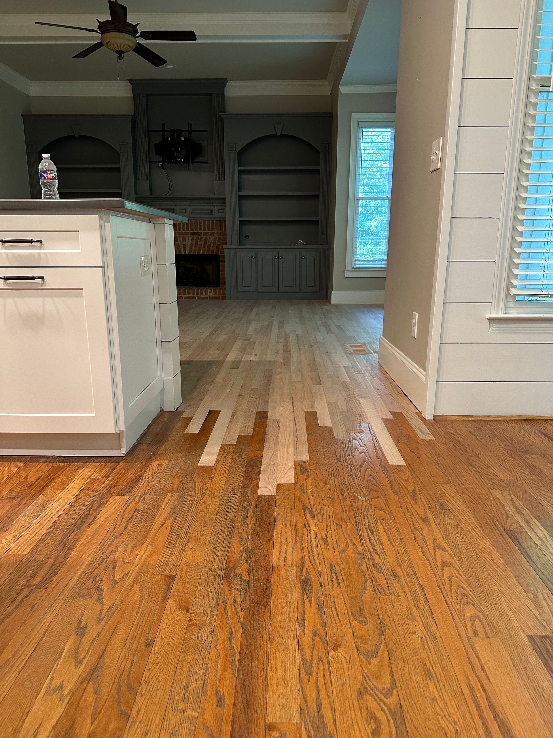 Red oak hardwood in kitchen