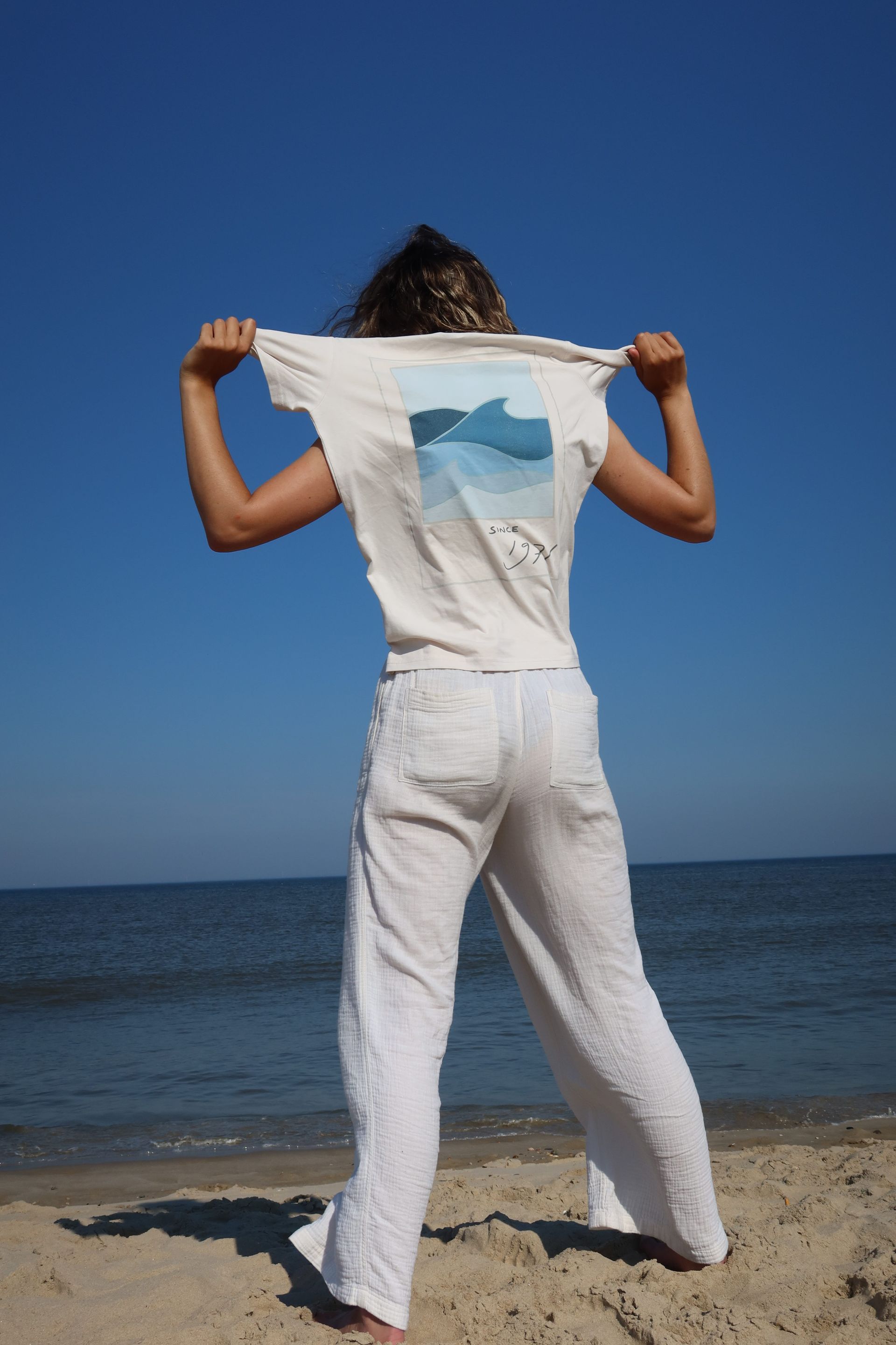 shirt and sea