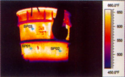 A thermal image of a bucket with the number 400 on it