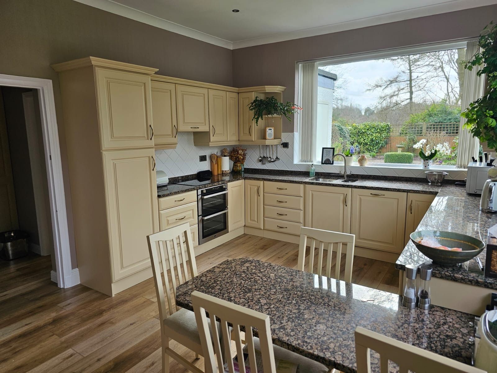 Kitchen Spraying Gallery