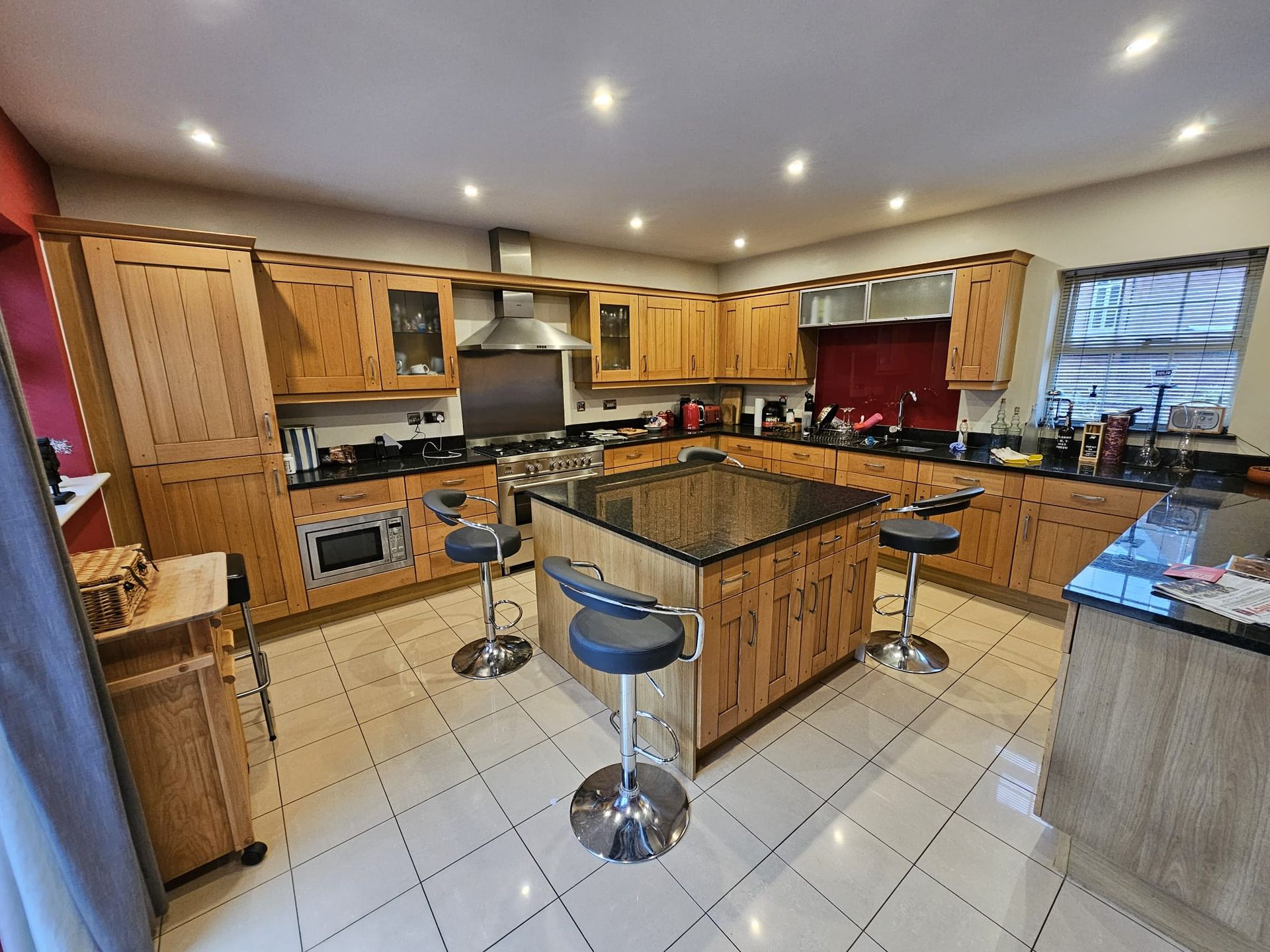 Kitchen Island Spraying