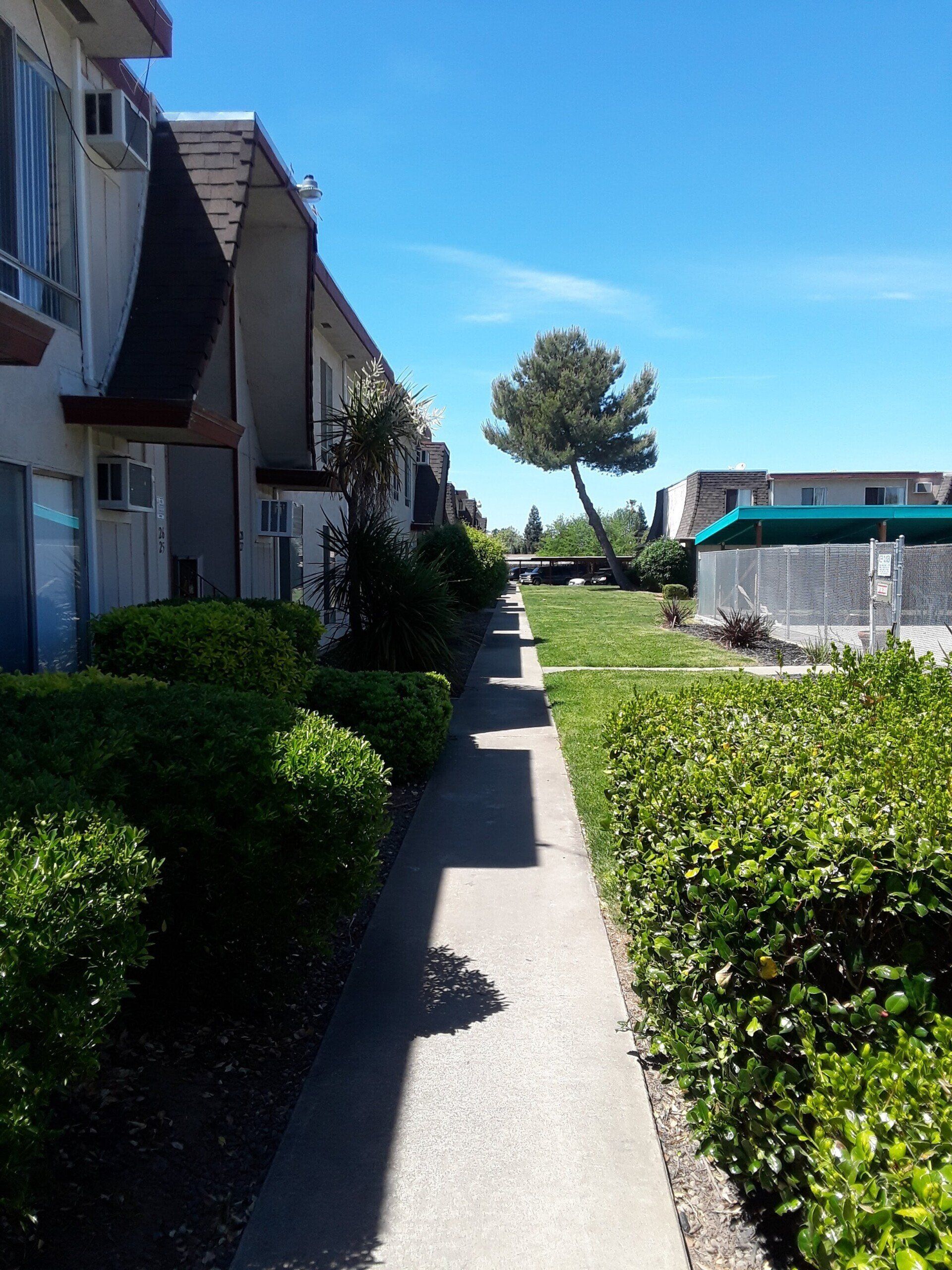 Cobblestone Apartments