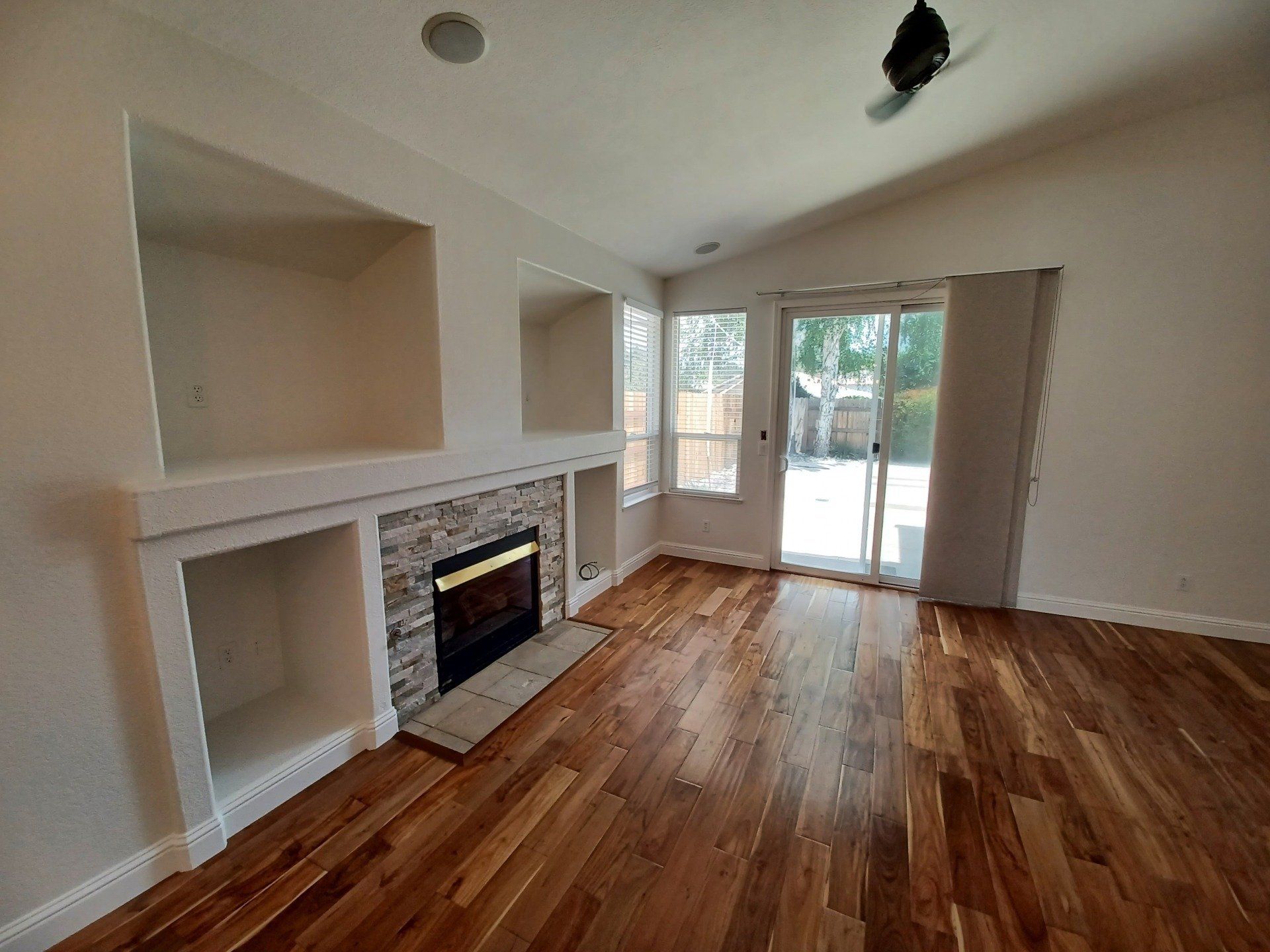 3216 corniche lane living room