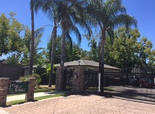 Las Palmas Apartments