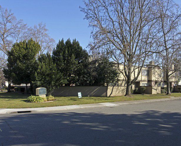 Silver Creek Townhomes