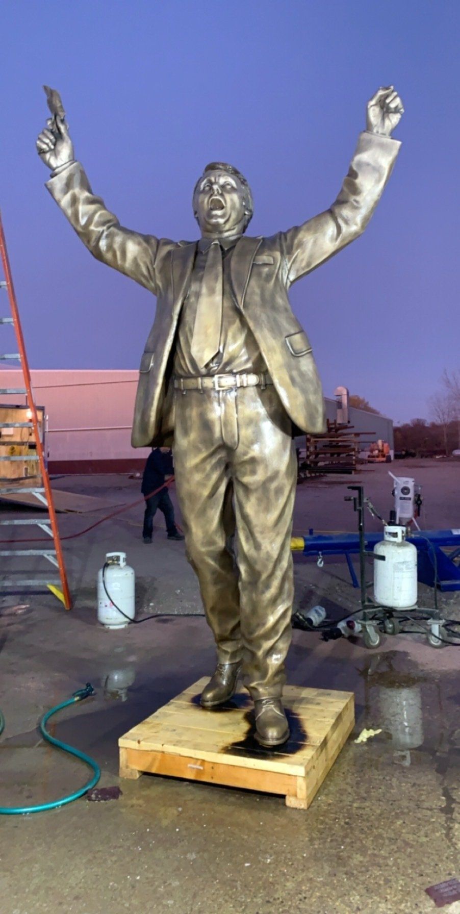 bronze statue of herb brooks bronze statue