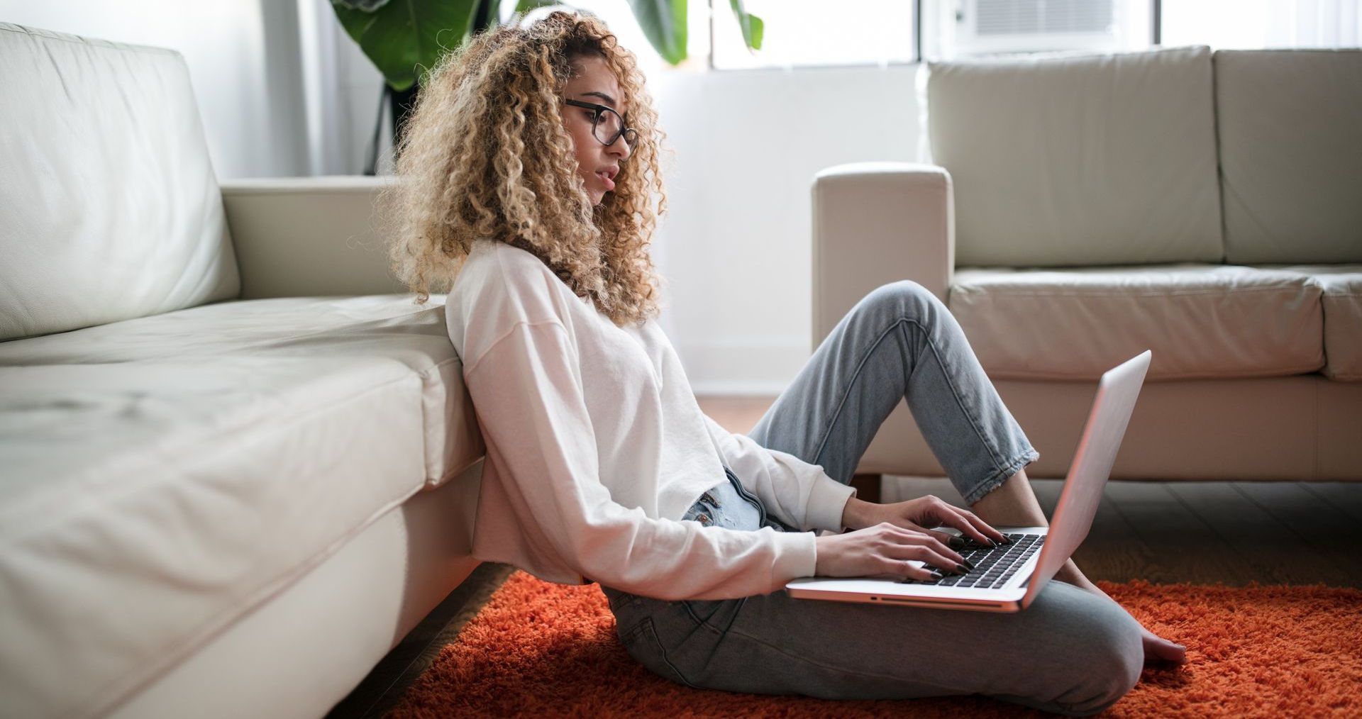 woman on laptop