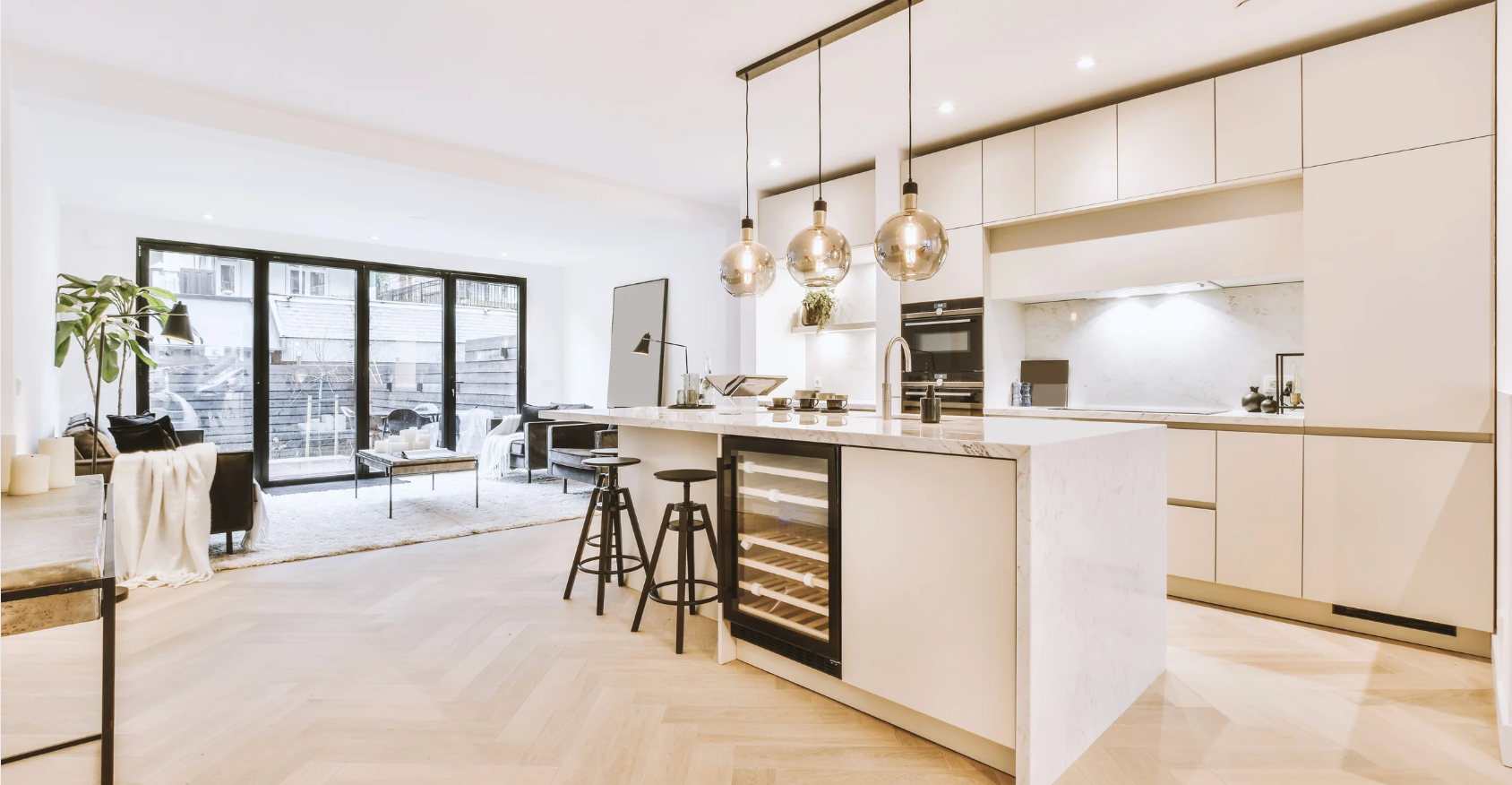 Open Concept vs. Galley Kitchen: Which Layout Fits Your Home?