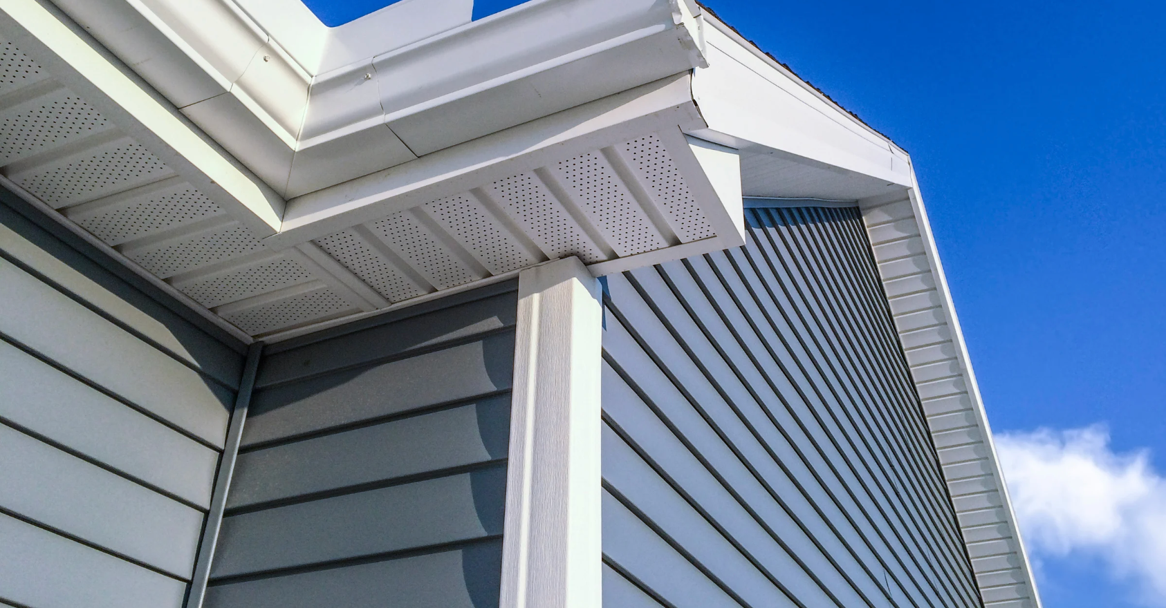 Vinyl Siding Colors Homeowners Love in 2025